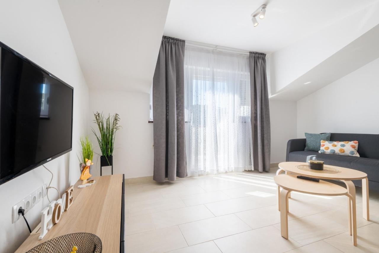 Apartment Familia Неум Экстерьер фото