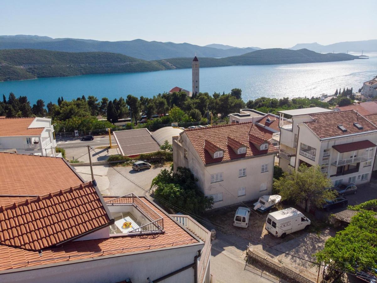 Apartment Familia Неум Экстерьер фото